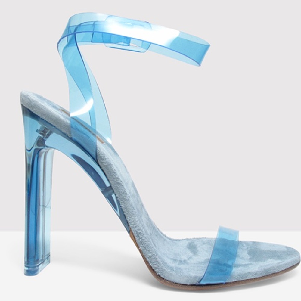 YEEZY Season seven light blue lucid and PDCC sandal worn once